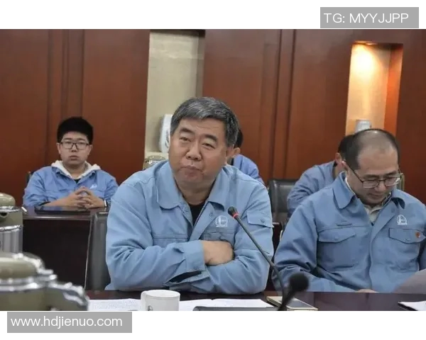 张帆：在新时代浪潮中勇敢追梦的青年榜样与奋斗故事